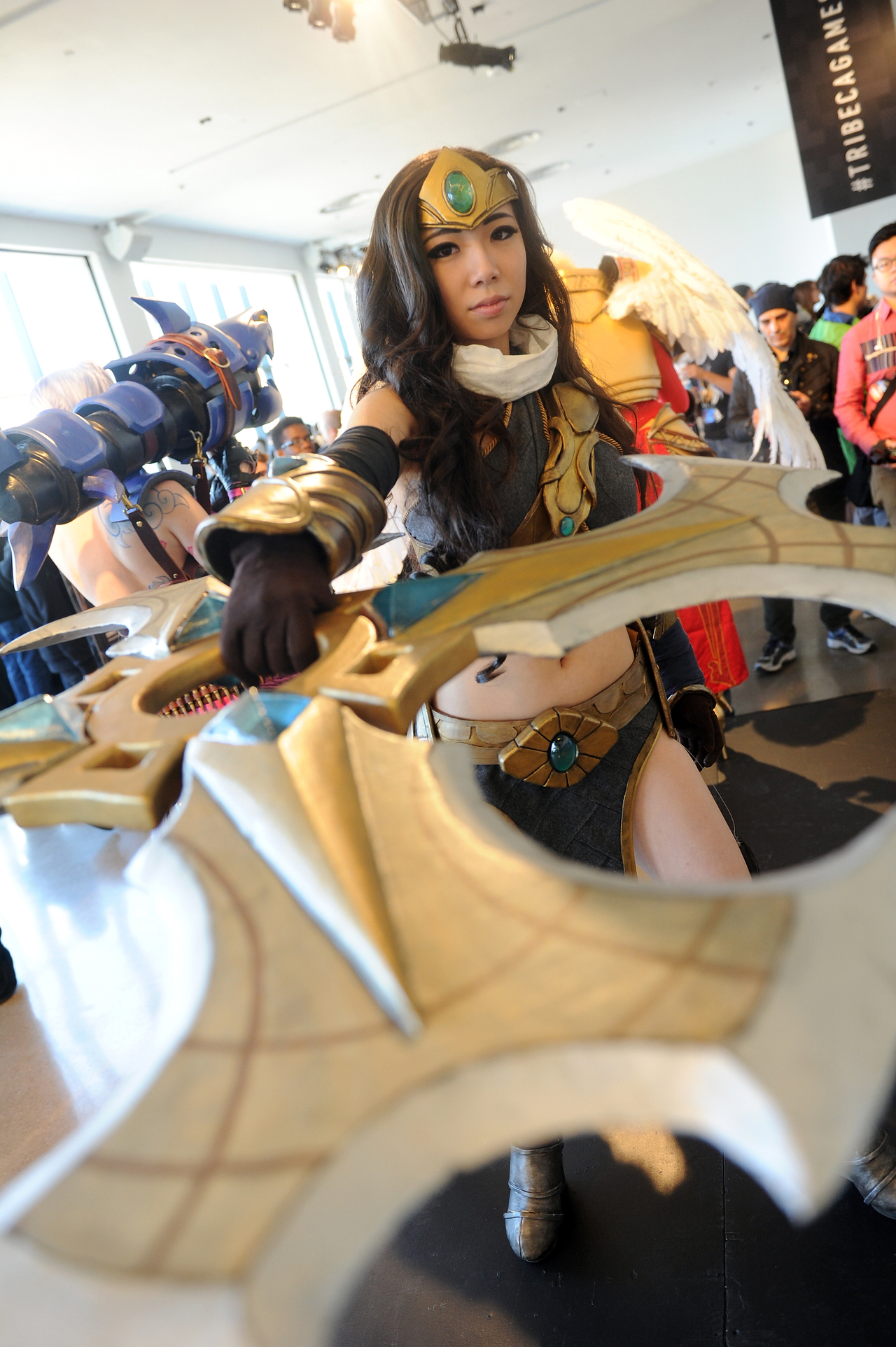 LEAGUE OF LEGENDS Cosplayer