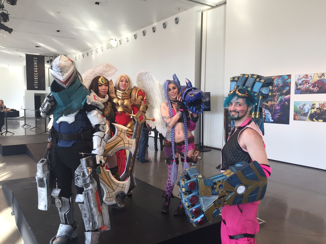LEAGUE OF LEGENDS Cosplayers