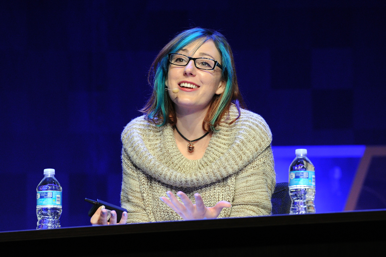 Shannon Berke speaks on her panel, ART DEMONSTRATION BY LEAGUE OF LEGENDS ARTISTS.