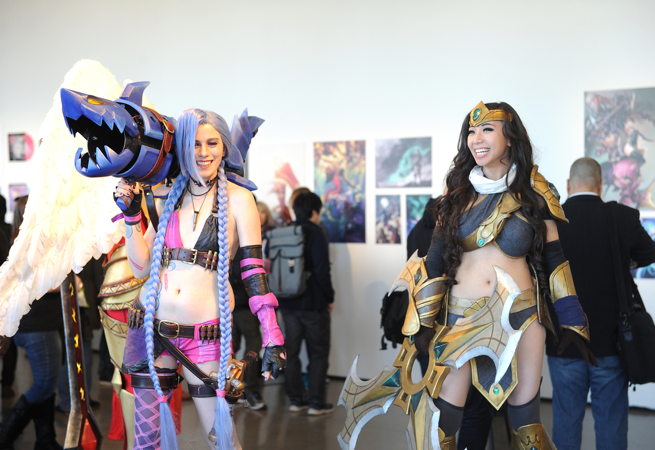 LEAGUE OF LEGENDS Cosplayers